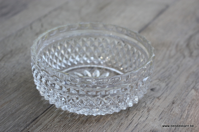 Antiek vintage glazen kommetje geperst glas